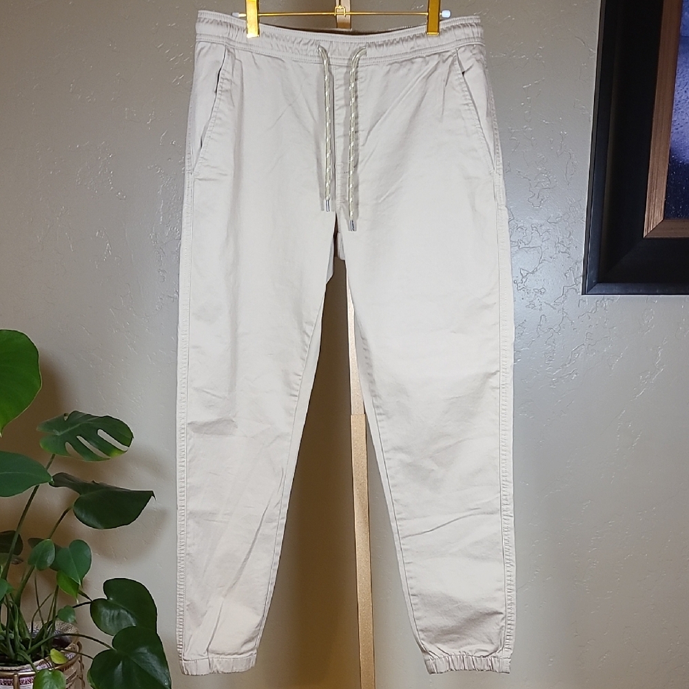 Chaps Men's Cream Tan Jogger Coastland Wash Twill Pants Medium